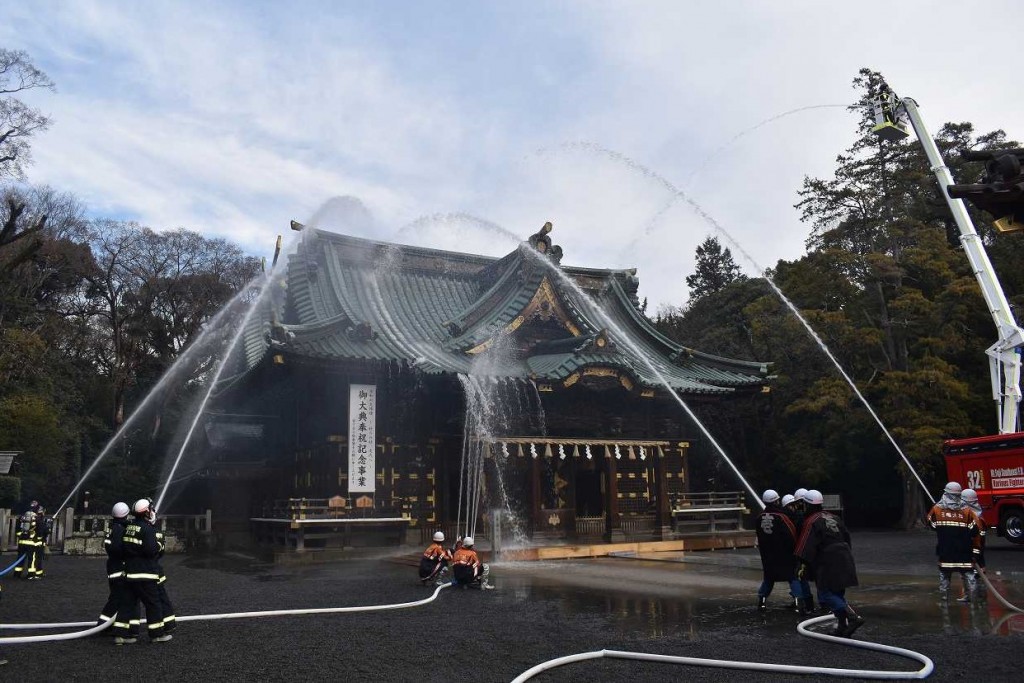 一斉放水（正面）